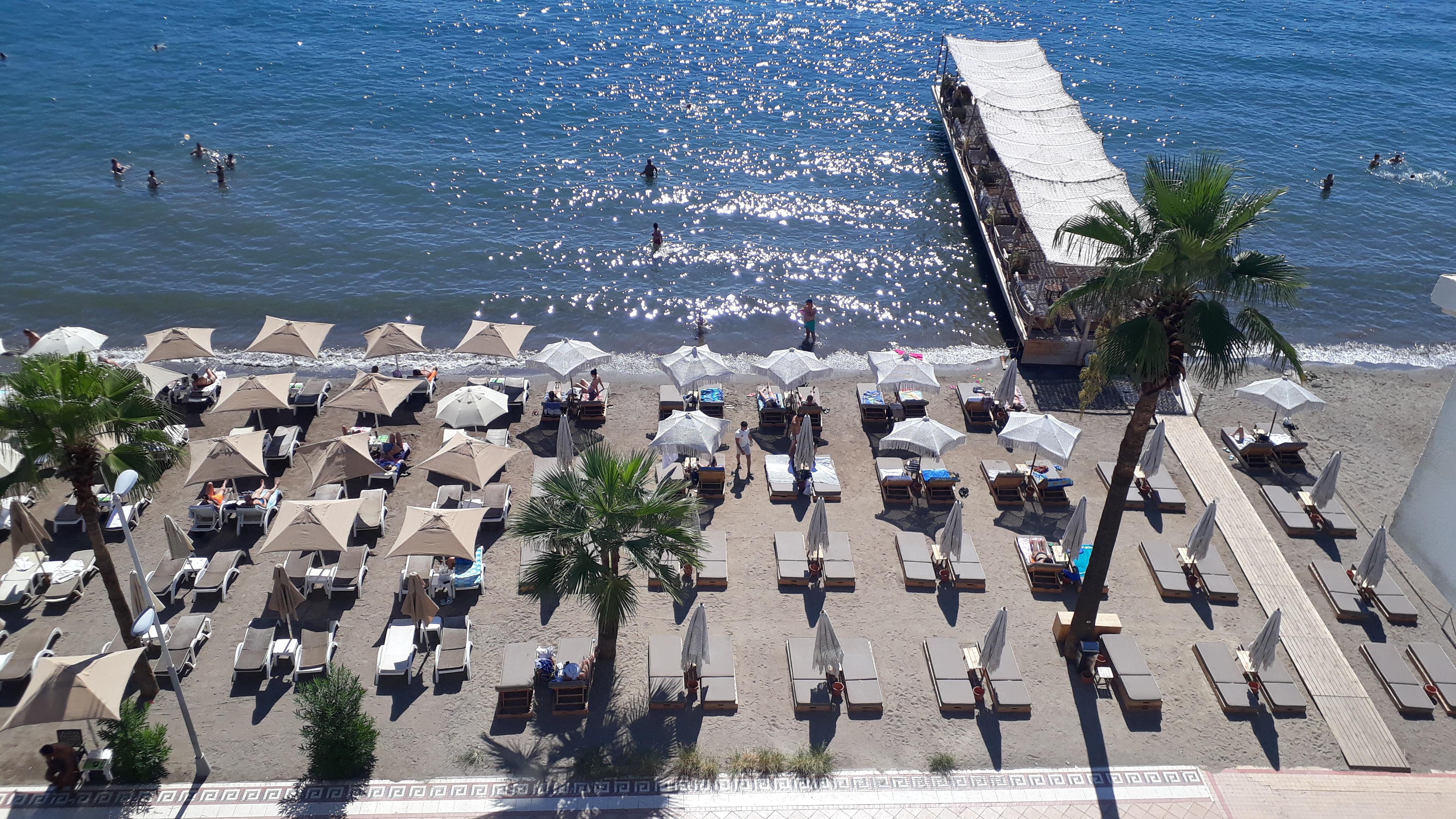 Honeymoon Beach 马尔马里斯 外观 照片
