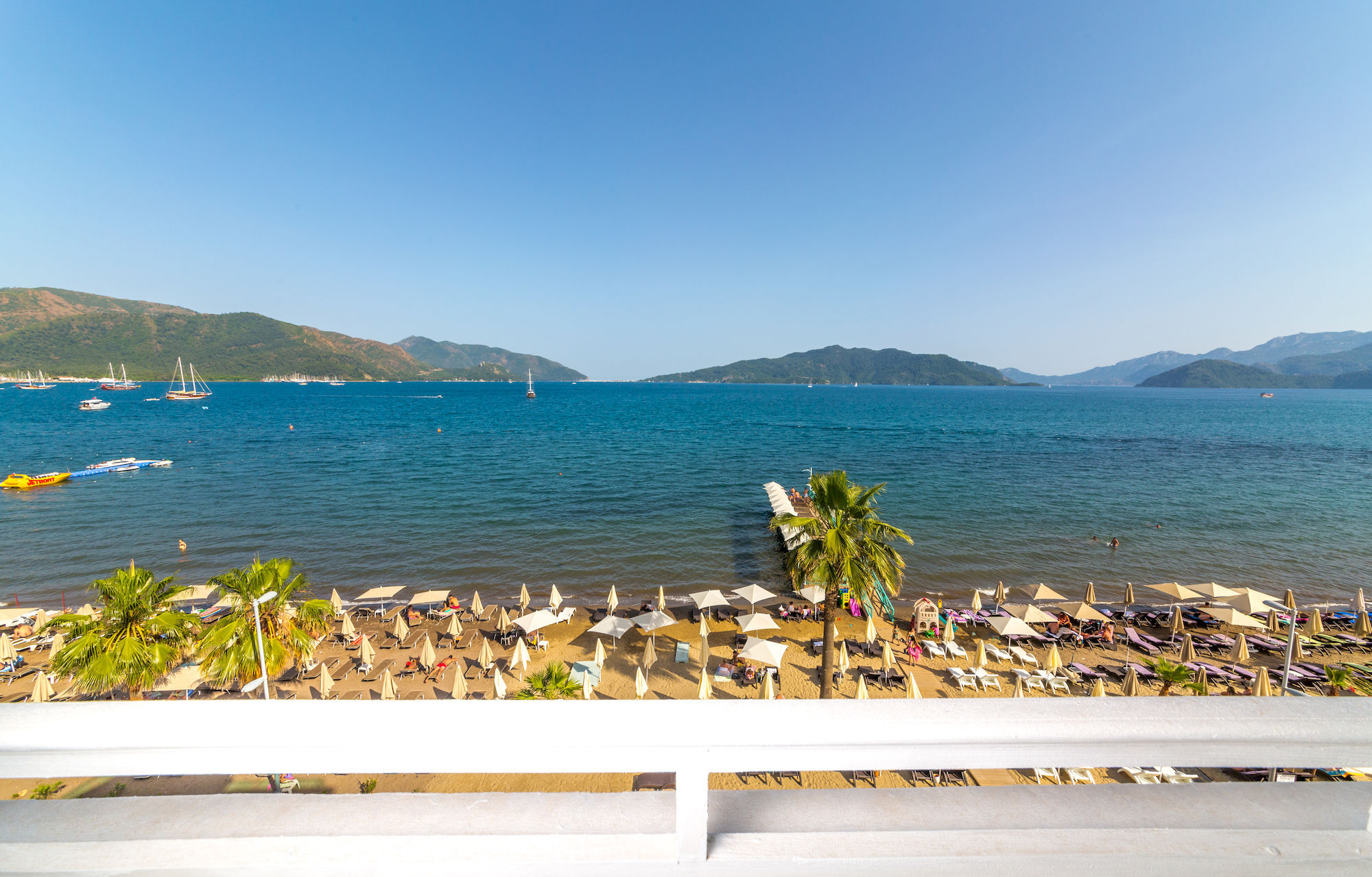Honeymoon Beach 马尔马里斯 外观 照片