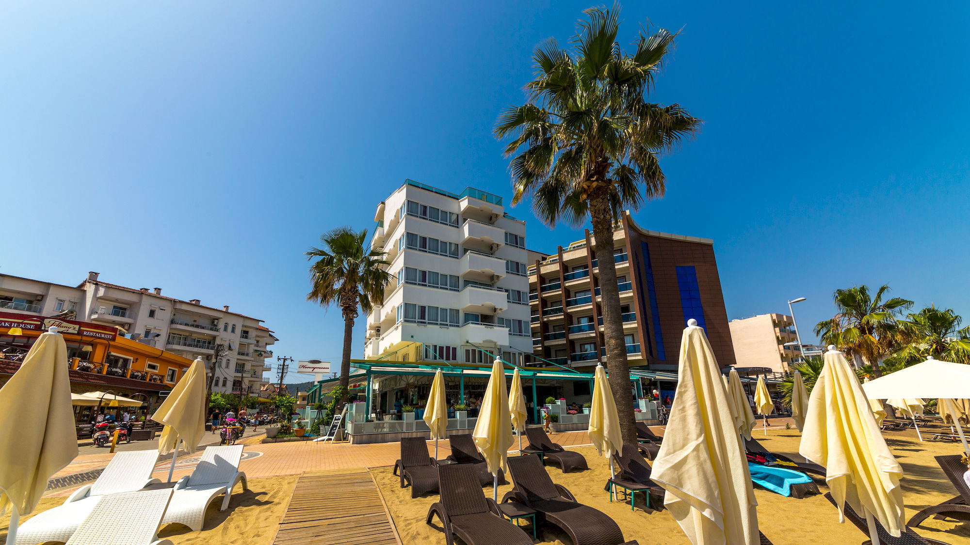 Honeymoon Beach 马尔马里斯 外观 照片
